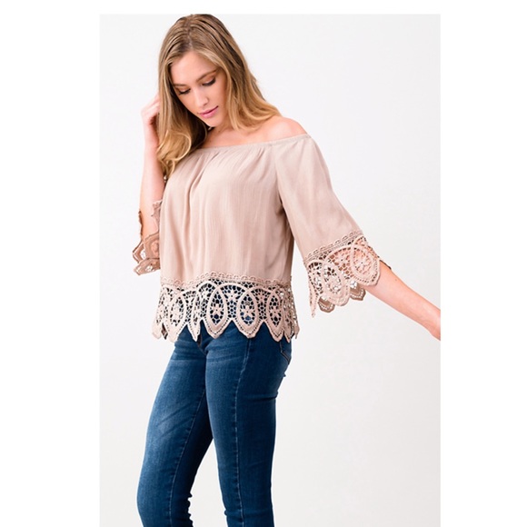 Off shoulder quarter sleeve lace trim boho blouse - Picture 2 of 4